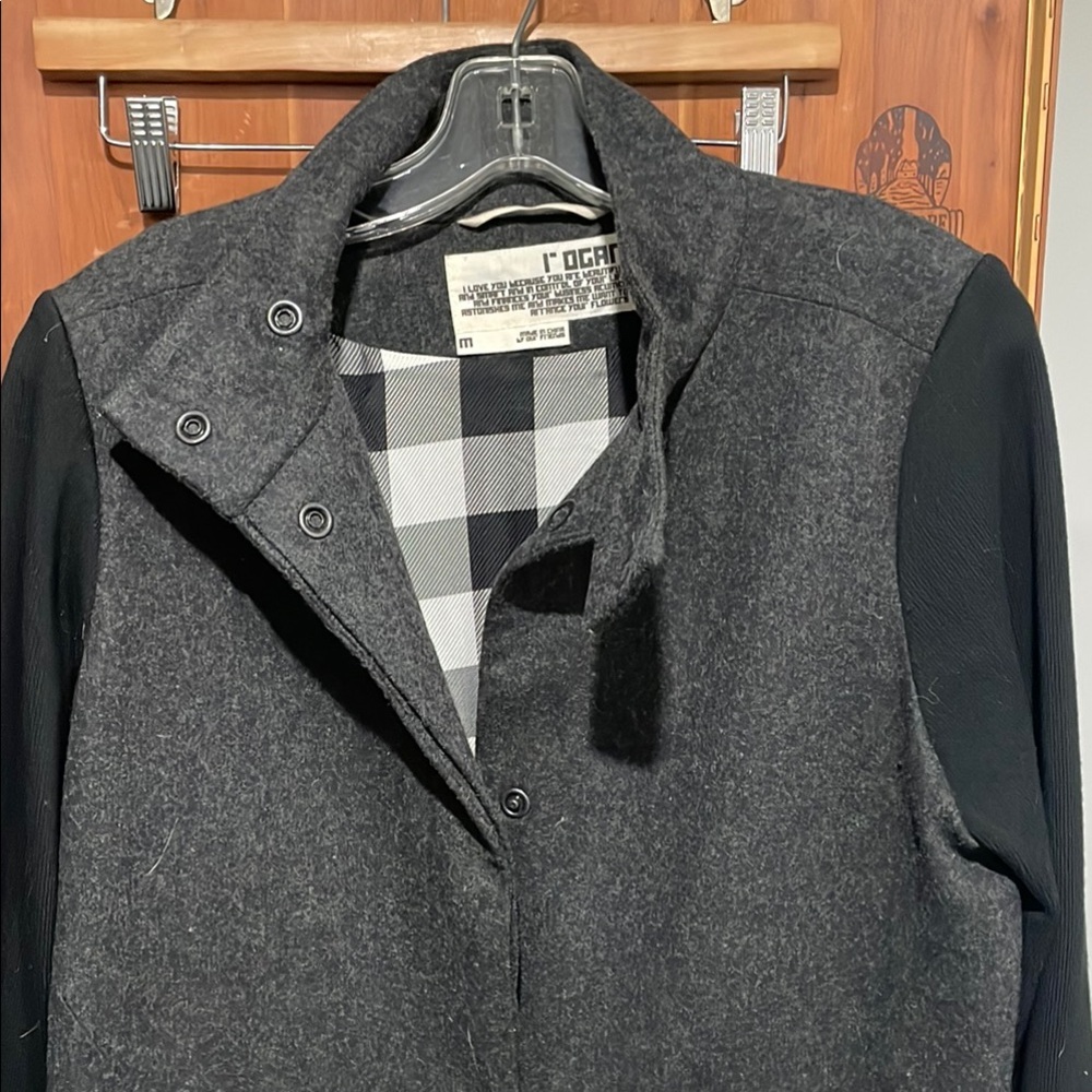Rogan female twill coat, Gray and Black Jacket